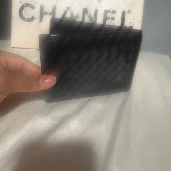 Bottega Venetta Intrecciato Leather Bifold Wallet (PRELOVED) - Picture 2 of 12